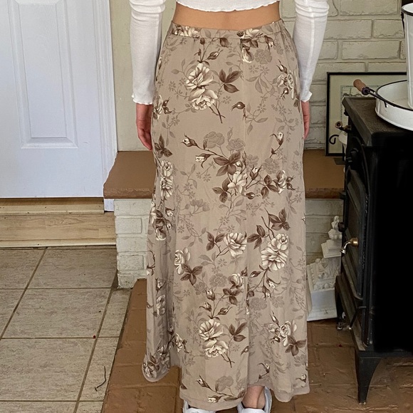 Vintage Talbot Floral Skirt - Picture 3 of 6